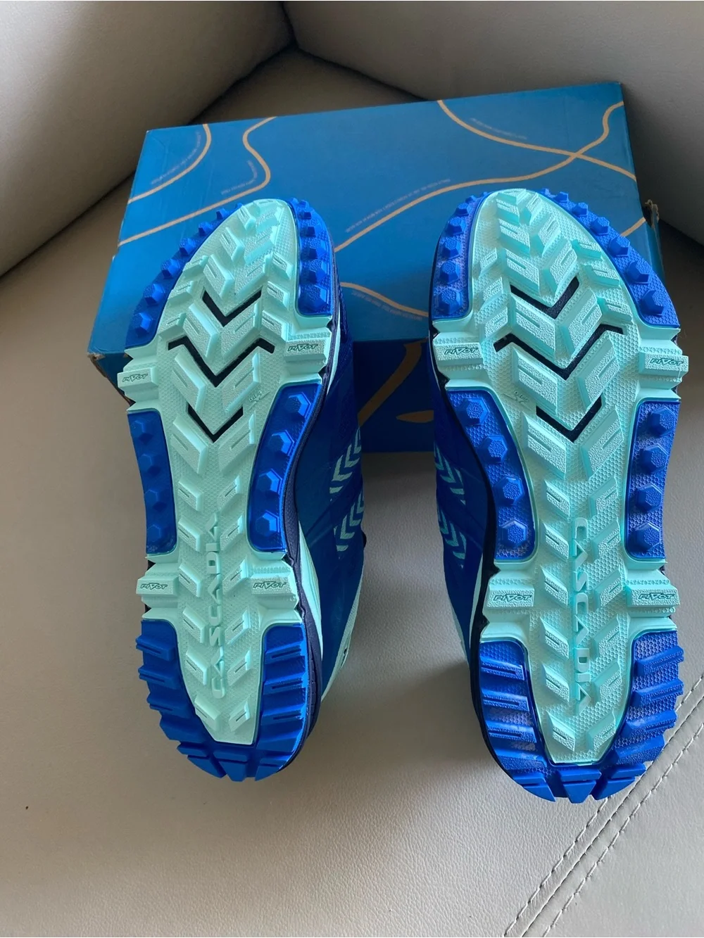 Brooks Women's Cascadia Trail Shoes - Blue and Aqua